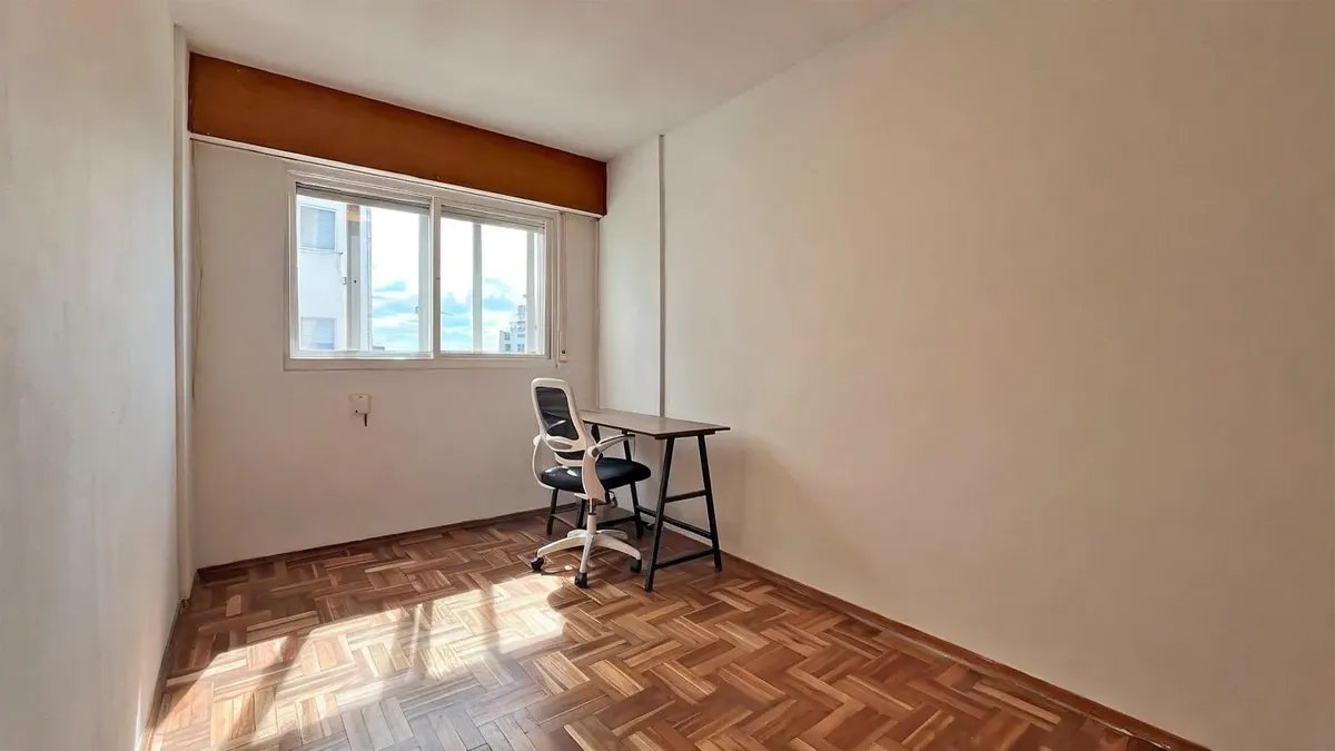 Alquiler Apartamento 2 Dormitorios Malvín amoblado · Foto 9