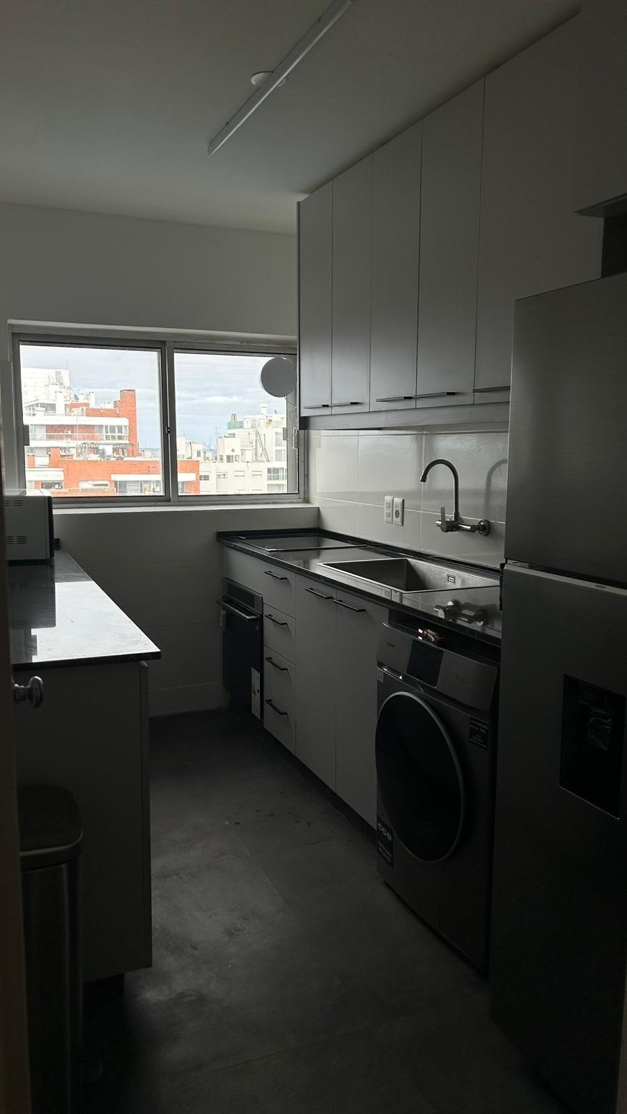 Alquiler Apartamento 2 Dormitorios Malvín amoblado · Foto 10