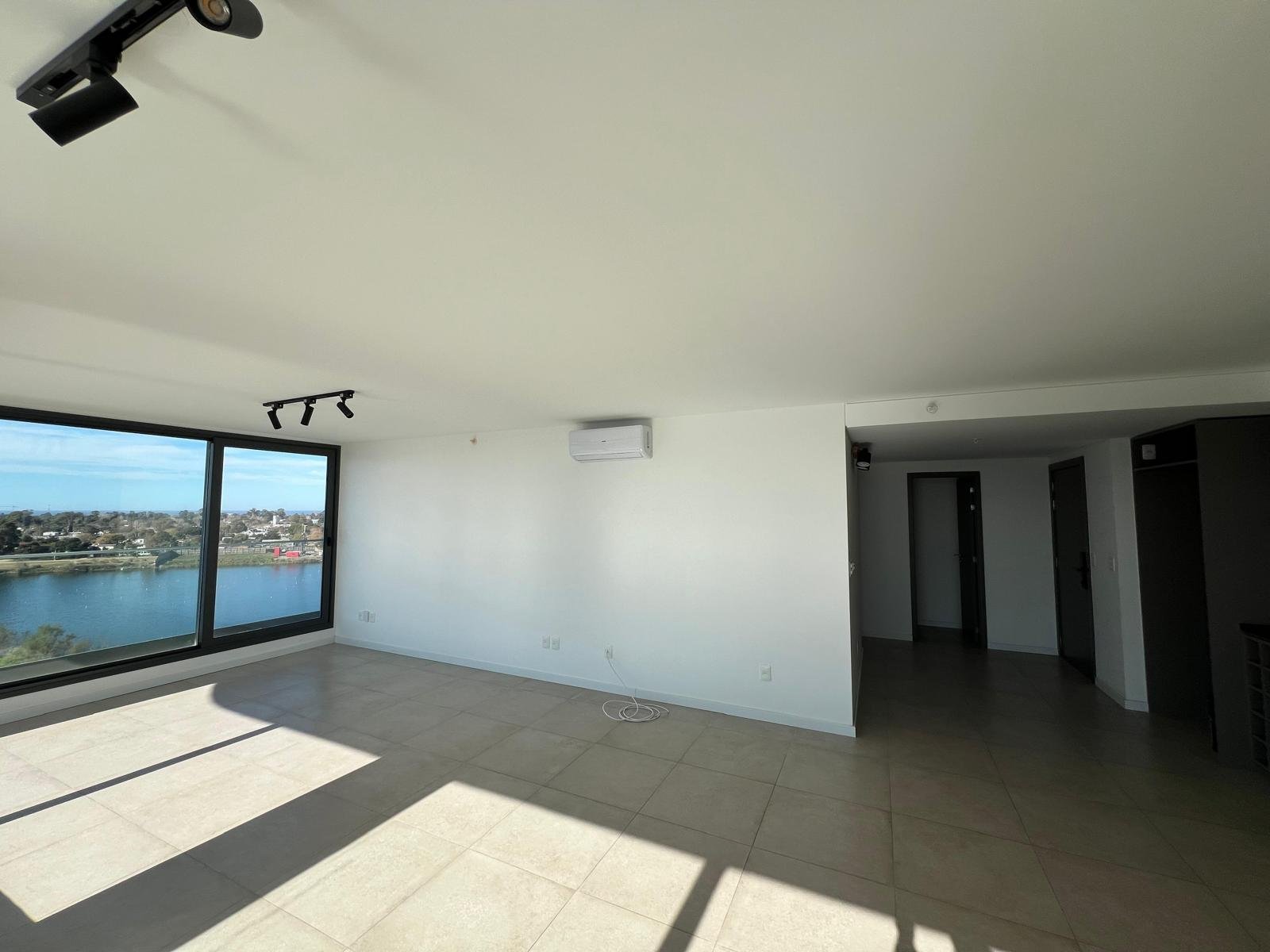 Alquiler Apartamento 2 dormitorios en Carrasco Boating con Piscinas · Foto 7