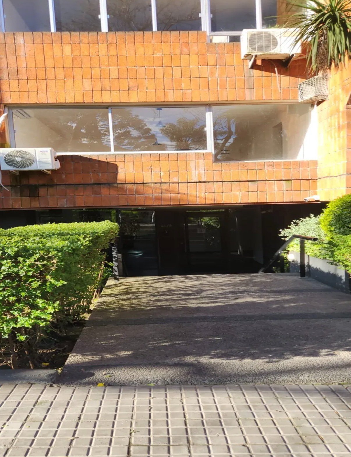 Alquiler Apartamento 3 dormitorios y 2 baños en Pocitos · Foto 11