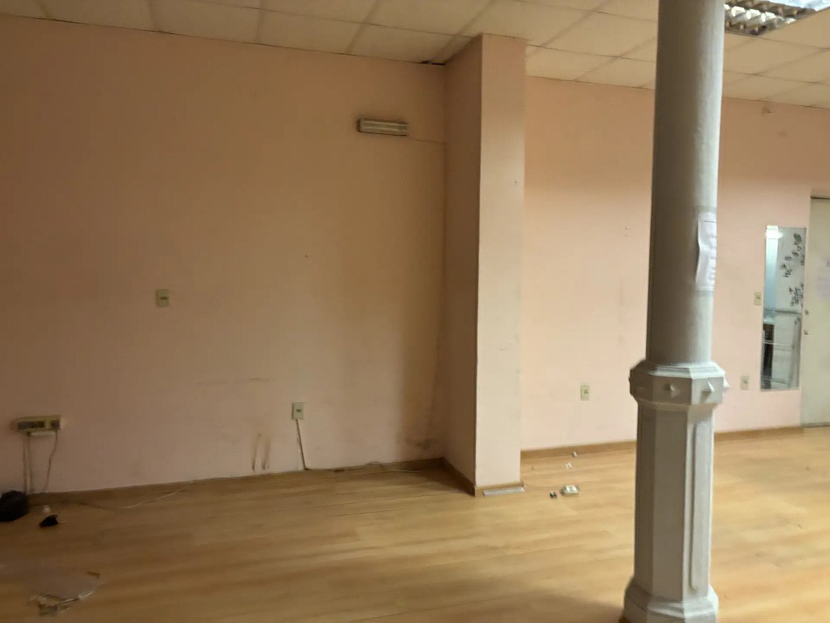 Alquiler Local comercial 200 m² en Cordón · Foto 5