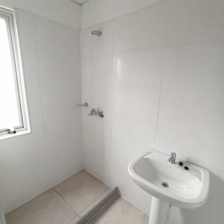 Alquiler Apartamento 2 dormitorios altos de lussich · Foto 7