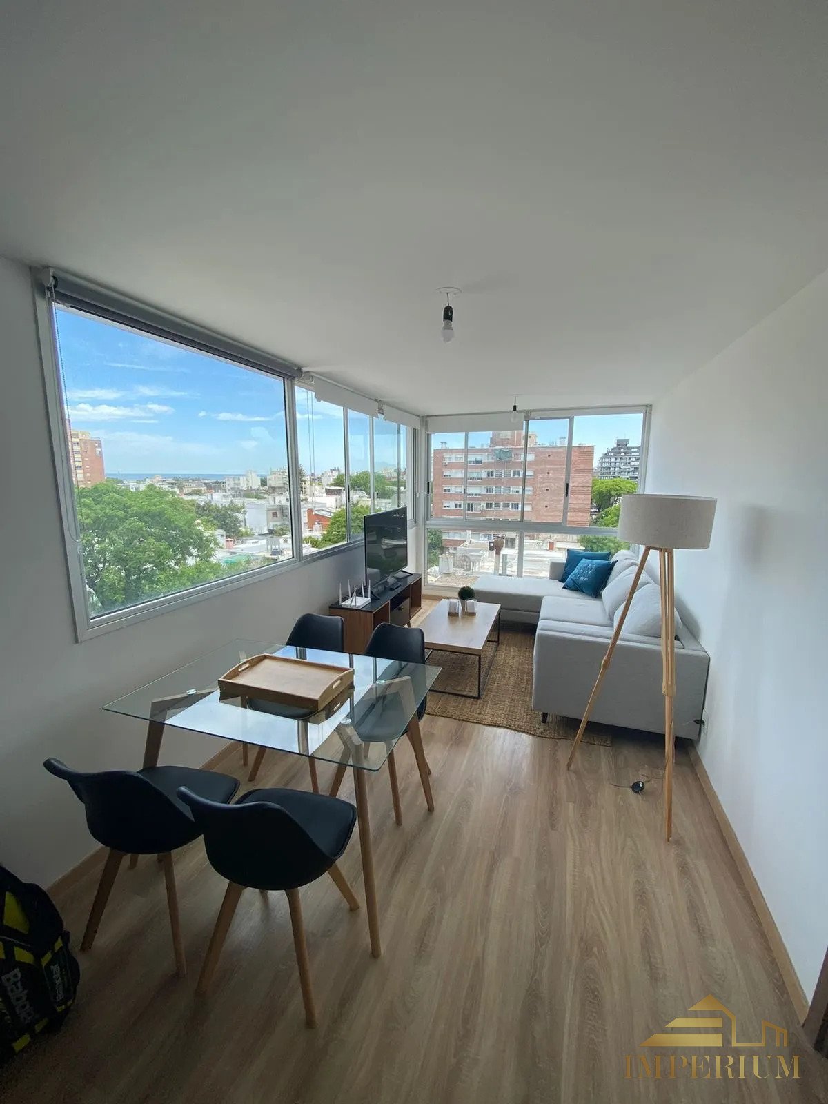 Alquiler Apartamento 1 dormitorio con Garaje en Pocitos · Foto 1