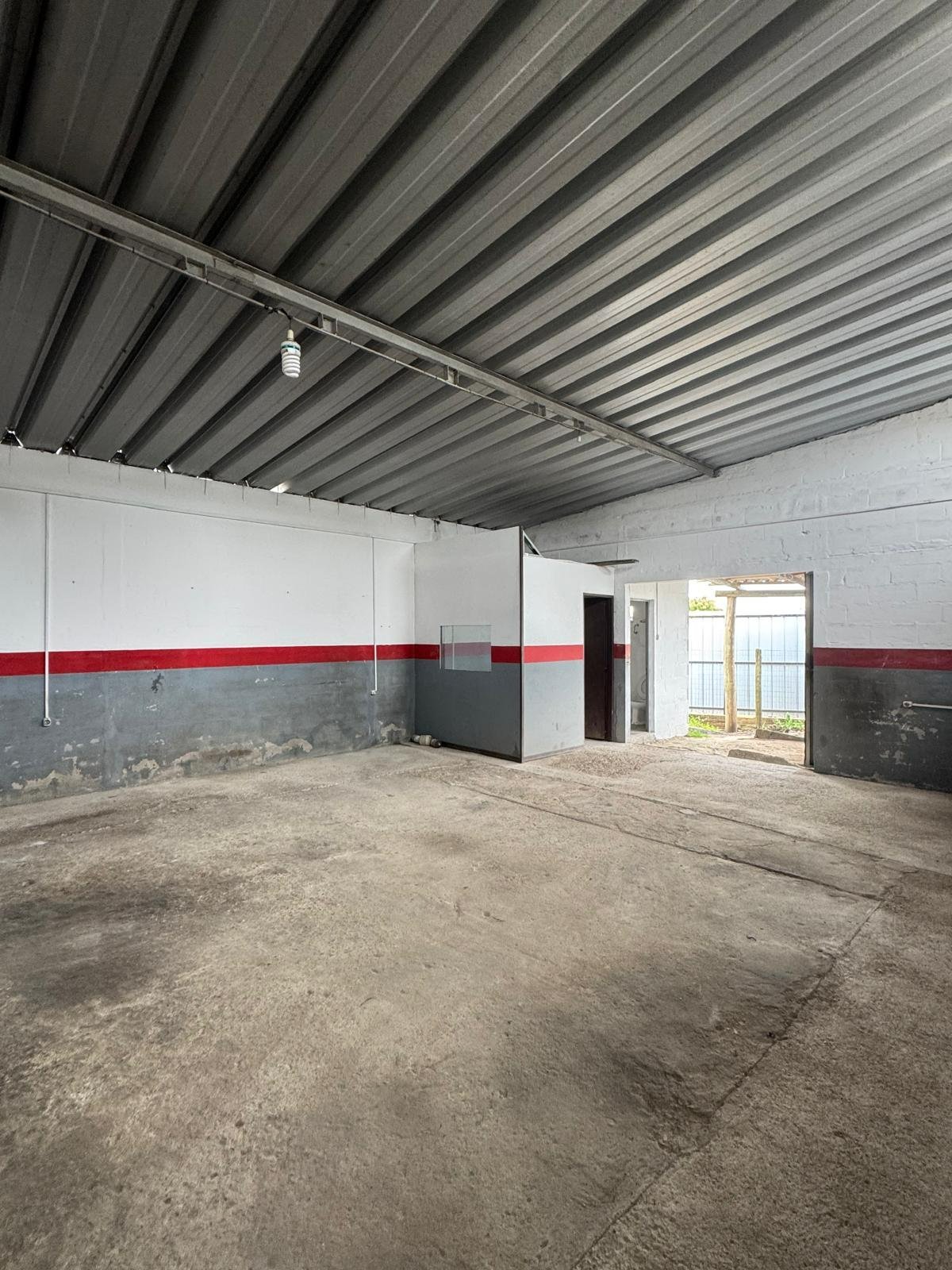 ALQUILER DEPÓSITO 150 m² – ROCHA · Foto 4