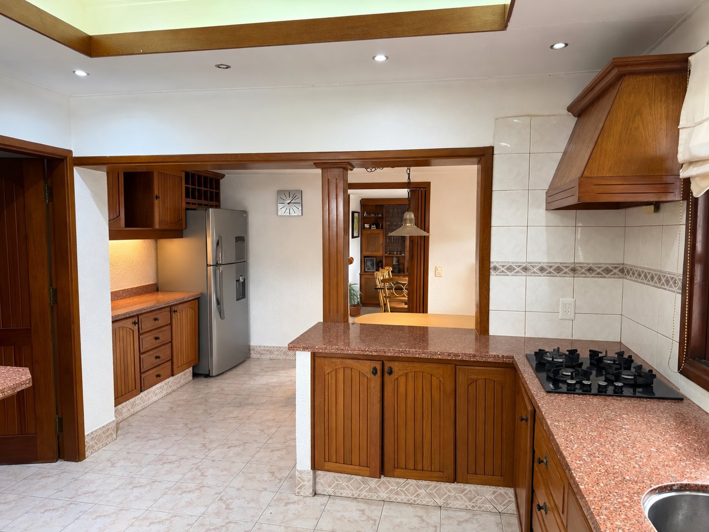 Alquiler Casa 7 dormitorios Colón - Ideal Residencial. · Foto 7