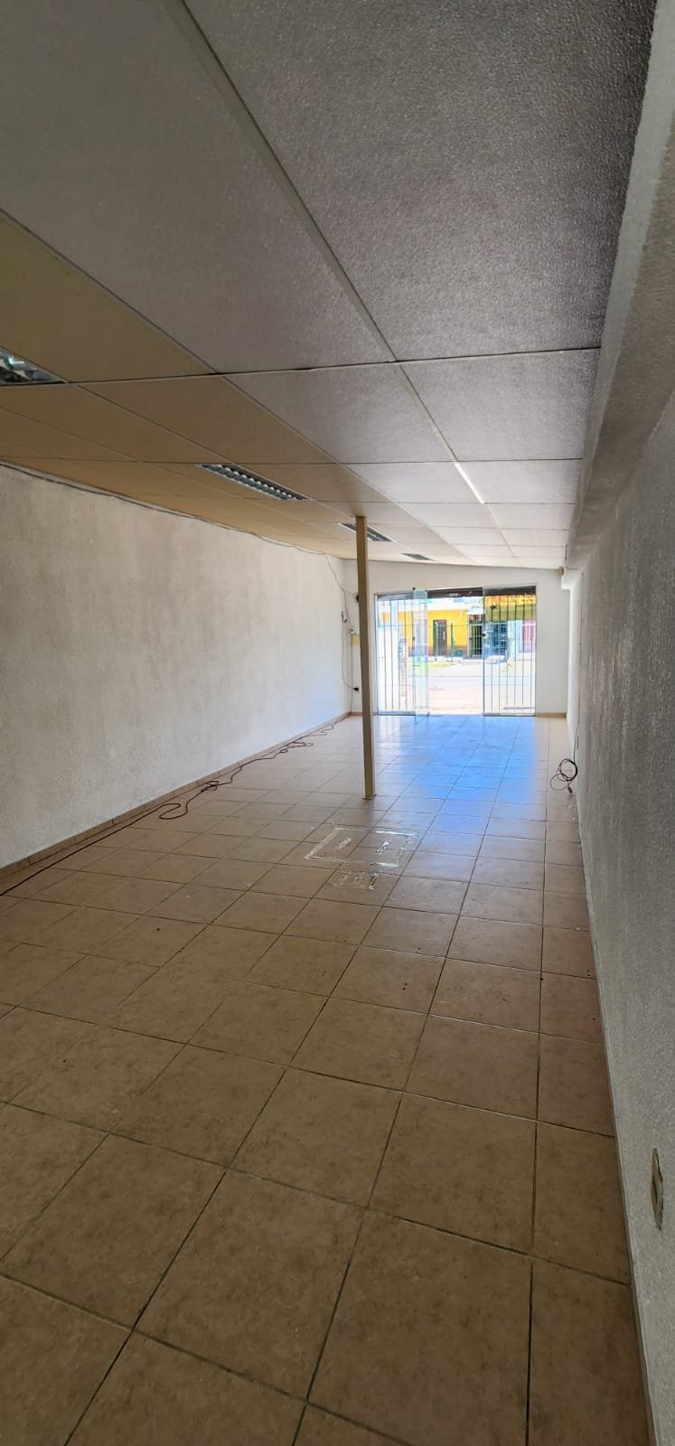 Alquiler Local comercial 64 m² Piedras Blancas · Foto 4