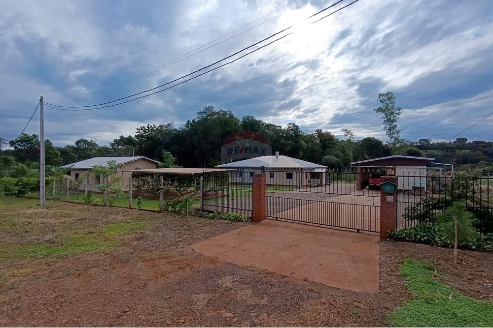 Residencia Alemana Amoblada de 580 m² con Casa de Huéspedes en Hohenau — foto 2