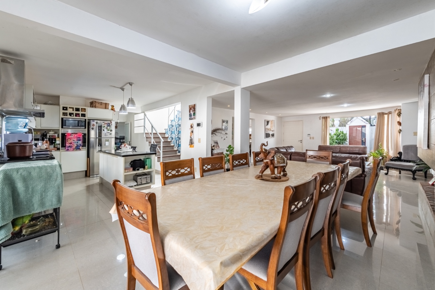 Venta de Casa de 4 dormitorios con Piscina en El Pinar Sur a 400m de la rambla. - foto 1