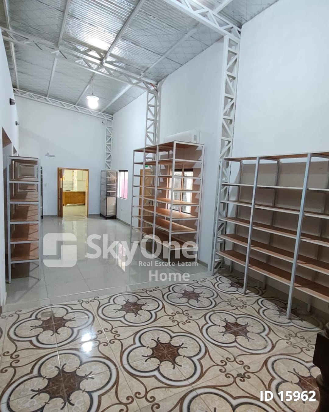 ALQUILO SALON COMERCIAL SOBRE AVDA ARTIGAS — foto 3