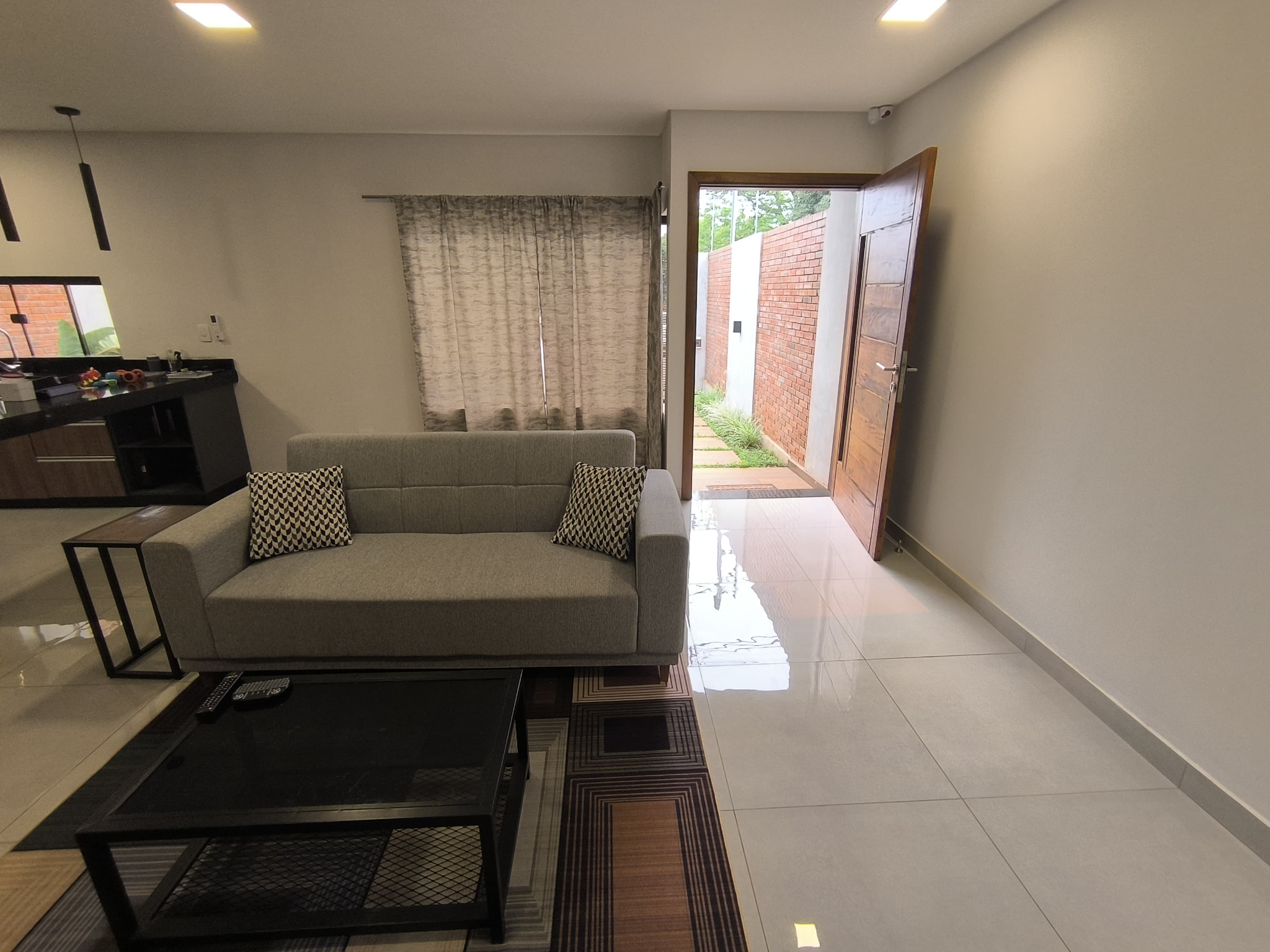 Duplex De Tres Habitaciones A La Venta - Barrio Jardin  - Cambyreta — foto 2