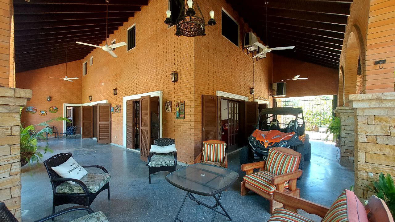 Encantadora Residencia En La Ciudad De San Bernardino — foto 2