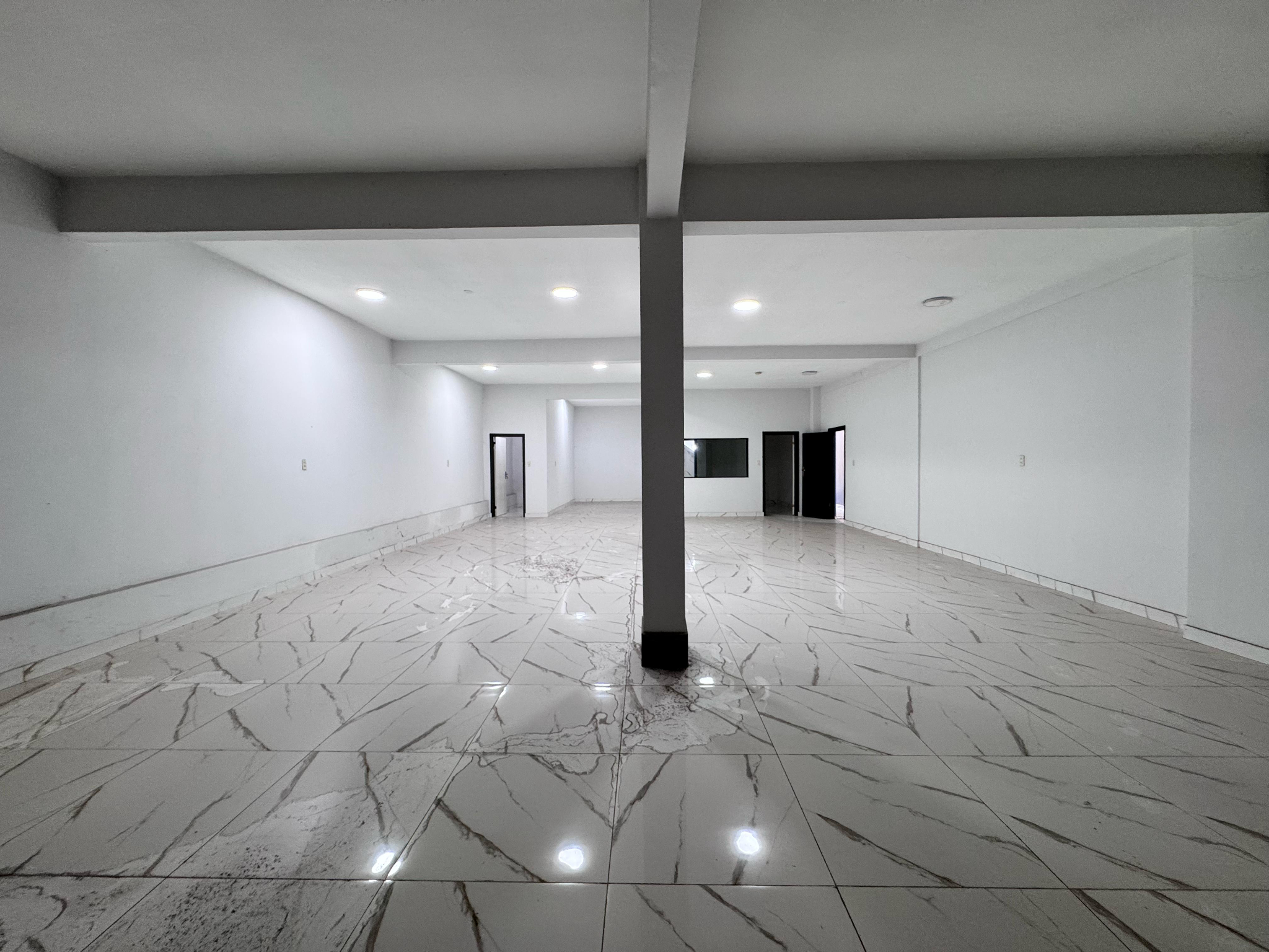 D.G. Vendo Propiedad Comercial Sobre Av. Eusebio Ayala — foto 3