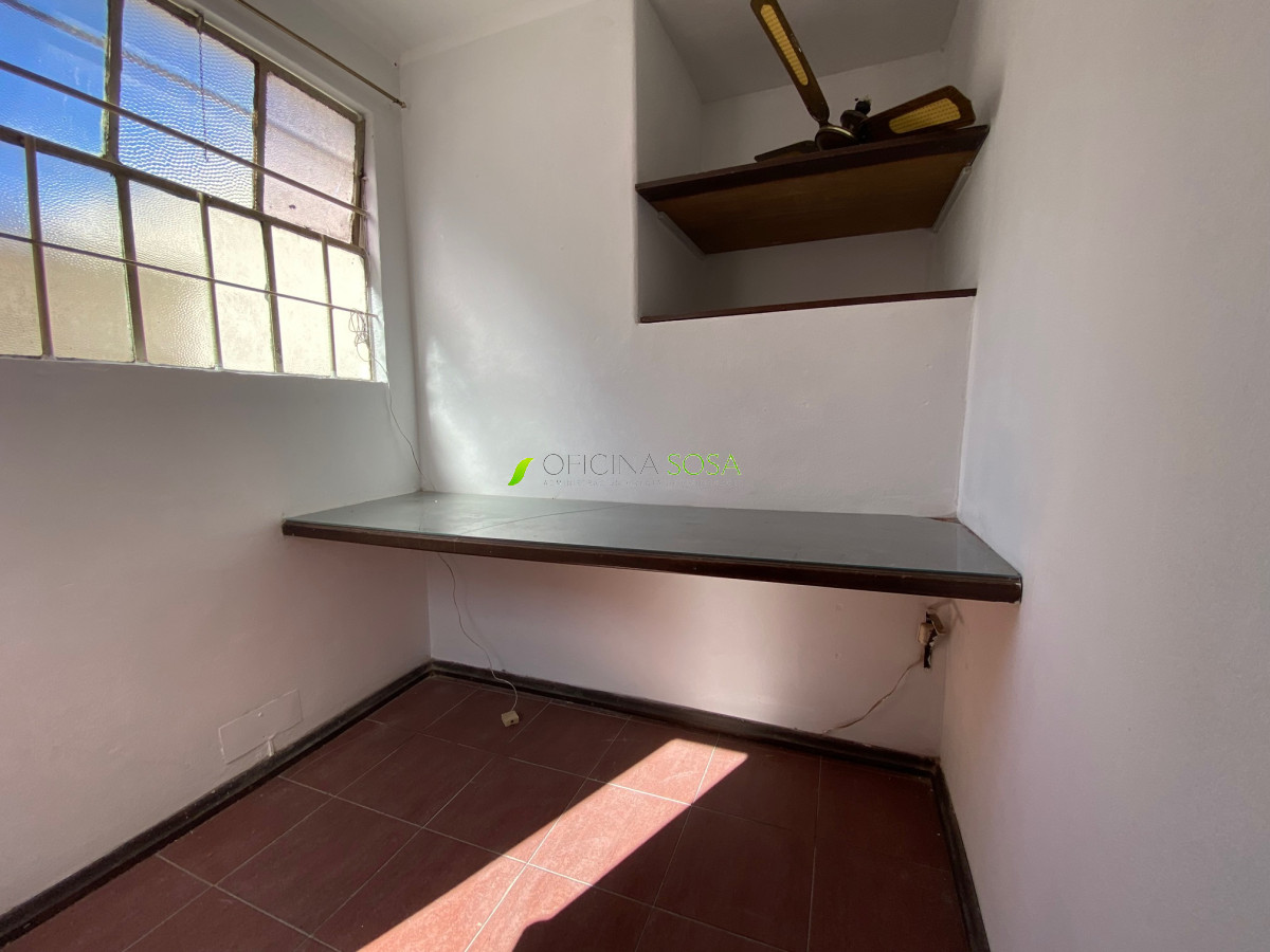 Oficina Sosa - General Pallejas y San Fructuoso apartamento amplio por corredor con azotea exclusiva próximo a Agraciada · Foto 11
