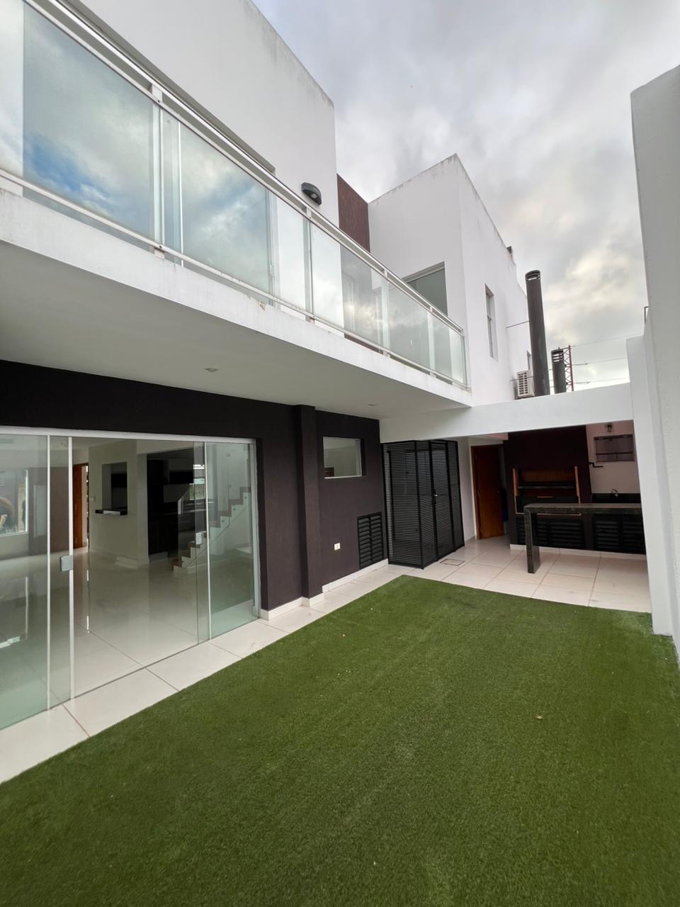 Casa en alquiler en Itá Enramada