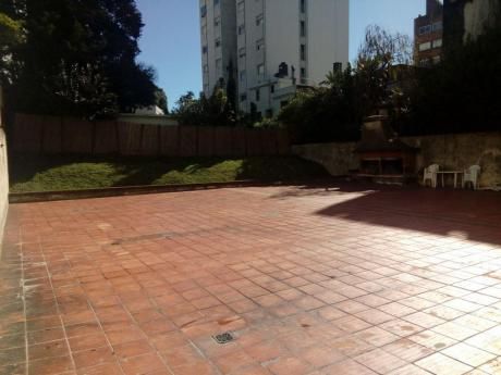 Estupenda Planta, En Excelente Ubicaci