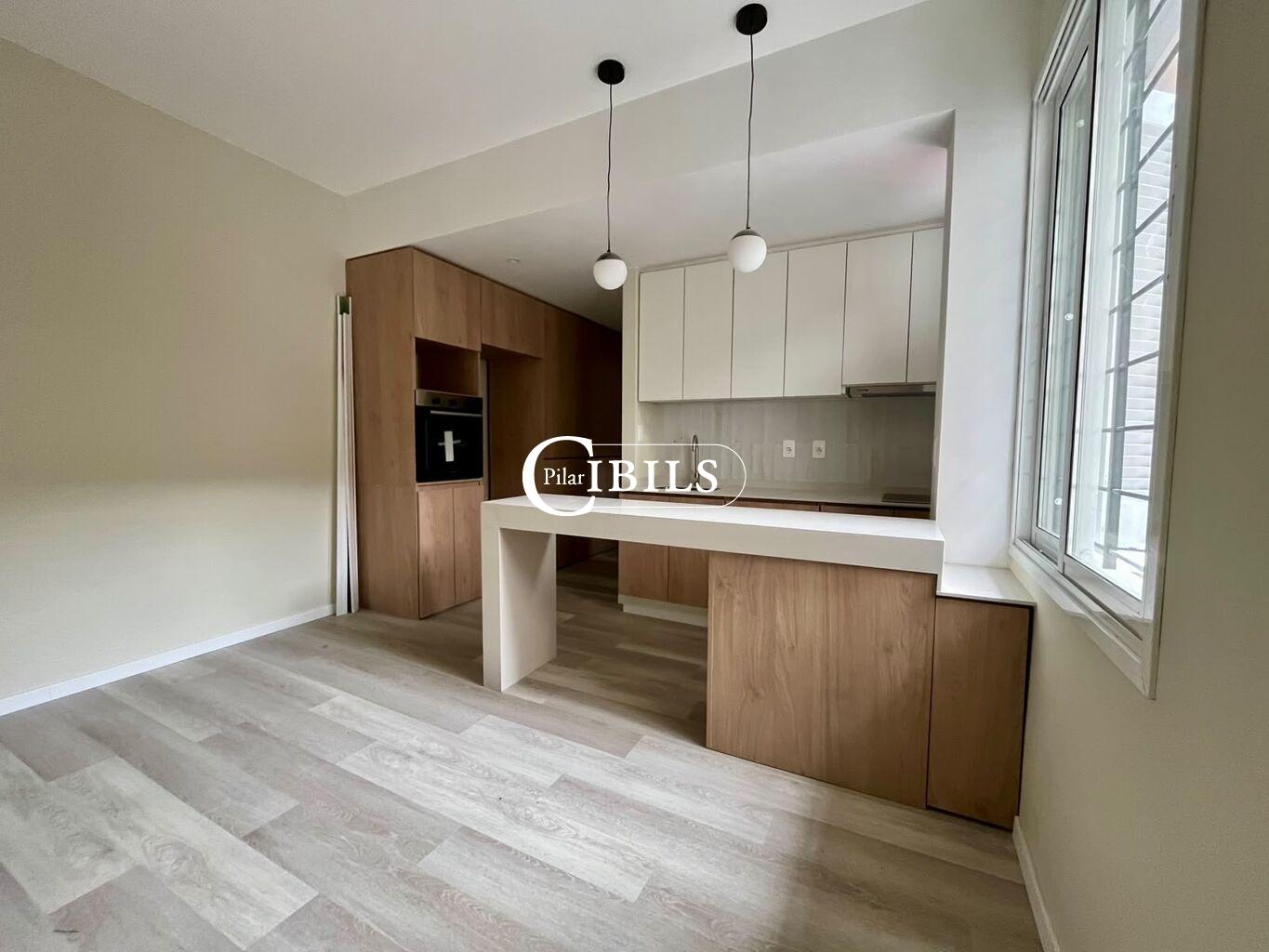 Ideal renta! Apartamento en planta baja recién reciclado en pleno Cordón