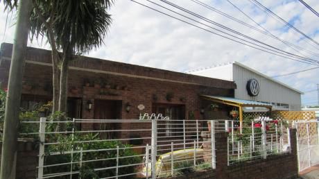 Casa Sobre Calle Aparicio Saravia