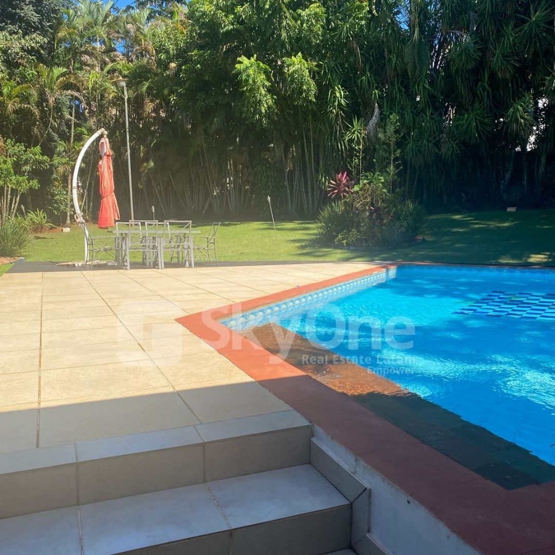 Se vende Residencia en el Paraná Country Club. — foto 3