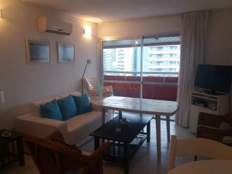 Brava Parada 3 - Edificio Con Servicios