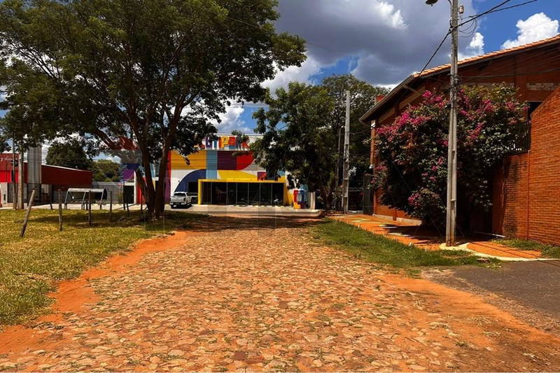 Terreno barrio san Miguel san Lorenzo — foto 2