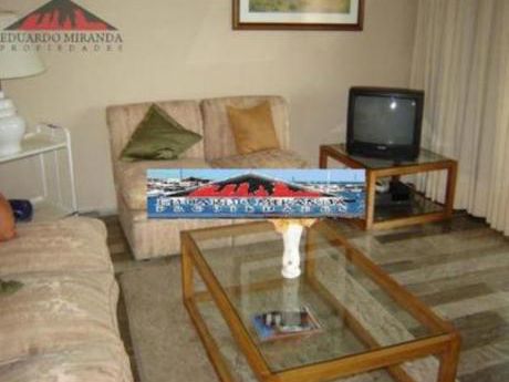 Apartamentos En Playa Brava: Emp1143a