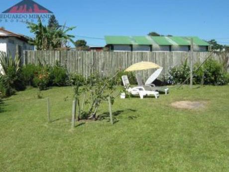 Casas En Balneario Buenos Aires: Emp2039c