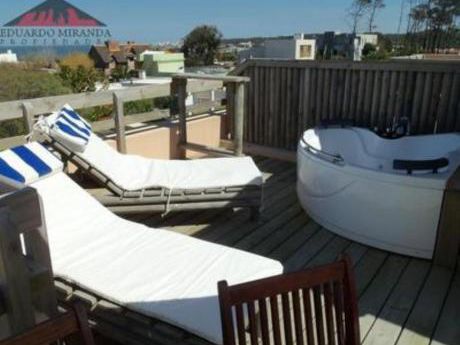 Casas En Manantiales: Emp2126c