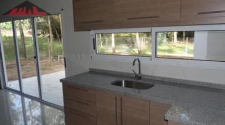 Casas En Pinares: Emp2947c