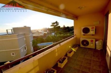 Apartamentos En Pinares: Emp3154a