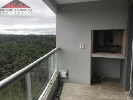 Apartamentos En Playa Brava: Emp3696a