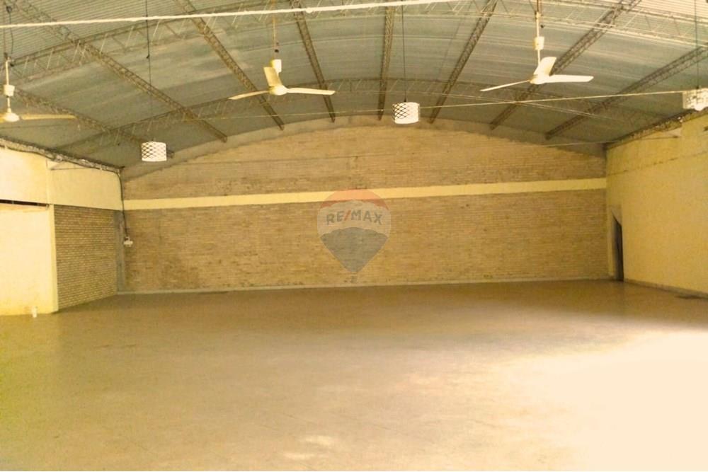 ALQUILER DE TINGLADO/DEPÓSITO Y DOS TERRENOS — foto 2