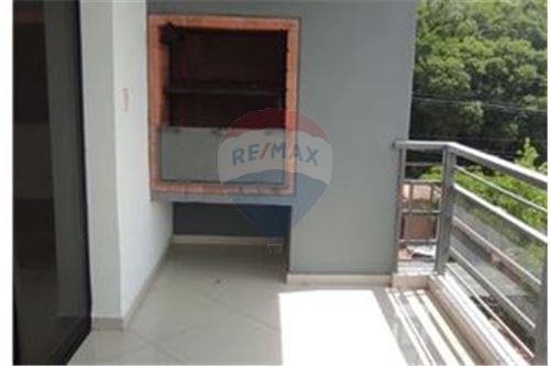 DEPTO MODERNO DE 2 HAB. EN LAMBARE — foto 2