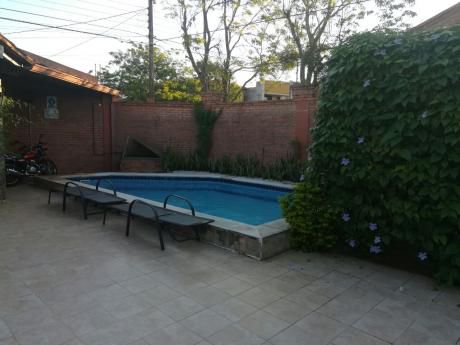 Alquilo Dúplex En Condominio Zona Goethe