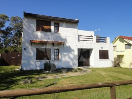 Casa En Playa Hermosa