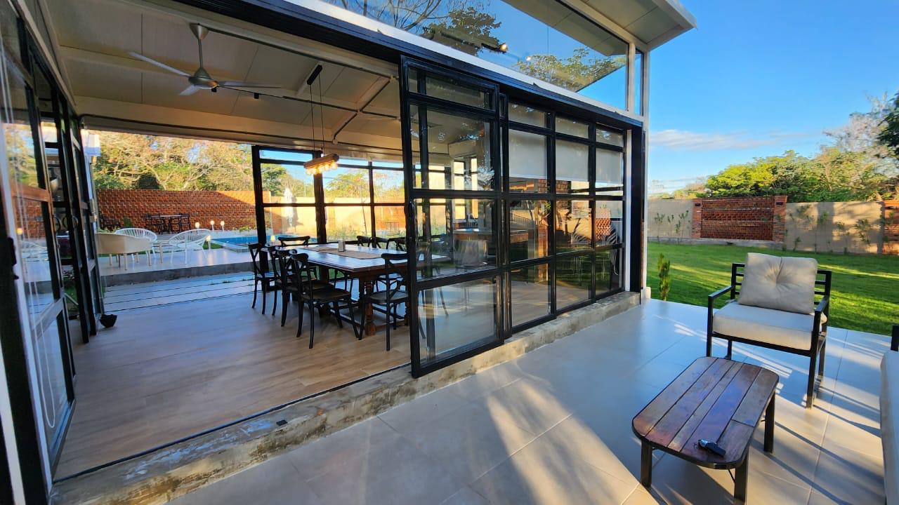 Vendo Hermosa Casa Moderna Y Amoblada En San Bernardino Zona Pirayu’I — foto 3