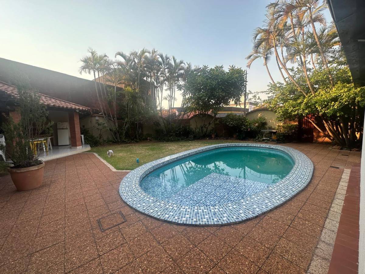 VENDO CASA EN ASUNCION EN VILLA MORRA — foto 2