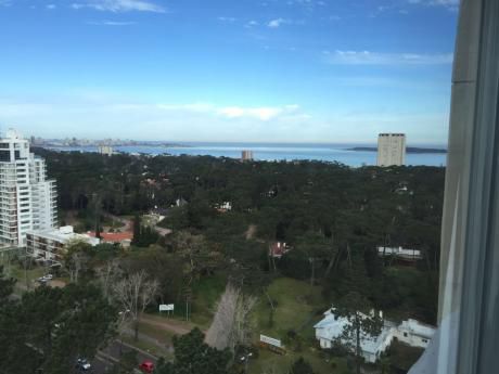 Apartamento En Venta 3 Dormitorios