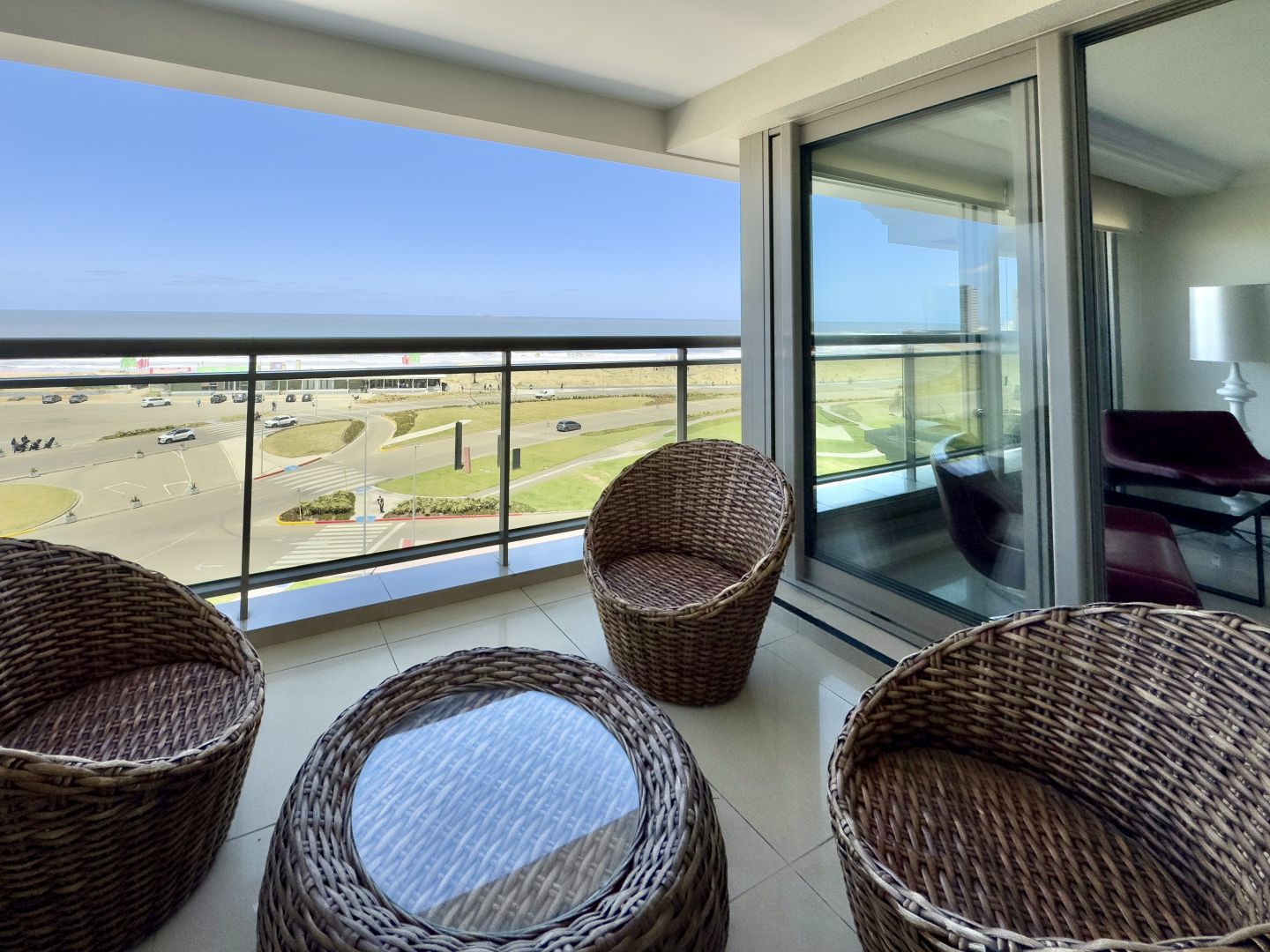 (BPV-BPV-10994)  Departamento en alquiler de 4 ambientes en PLAYA BRAVA · Foto 1
