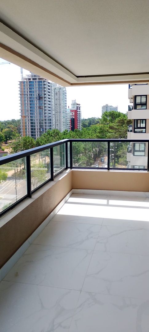 (BPV-BPV-11355)  Departamento en alquiler de 3 ambientes en CANTEGRIL · Foto 2