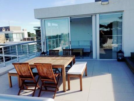 Apartamento En Alquiler 3 Dormitorios