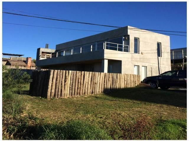 Casa en venta en Punta Piedras