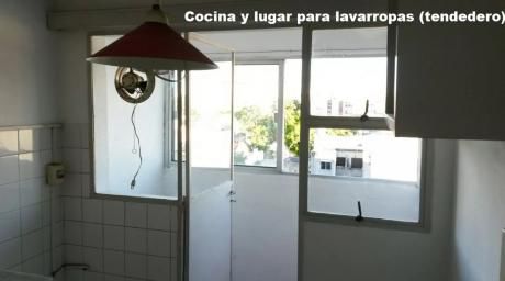 Alquile 1 Dorm Zona Pocitos Bajos Gastos Comunes Y Con Garage