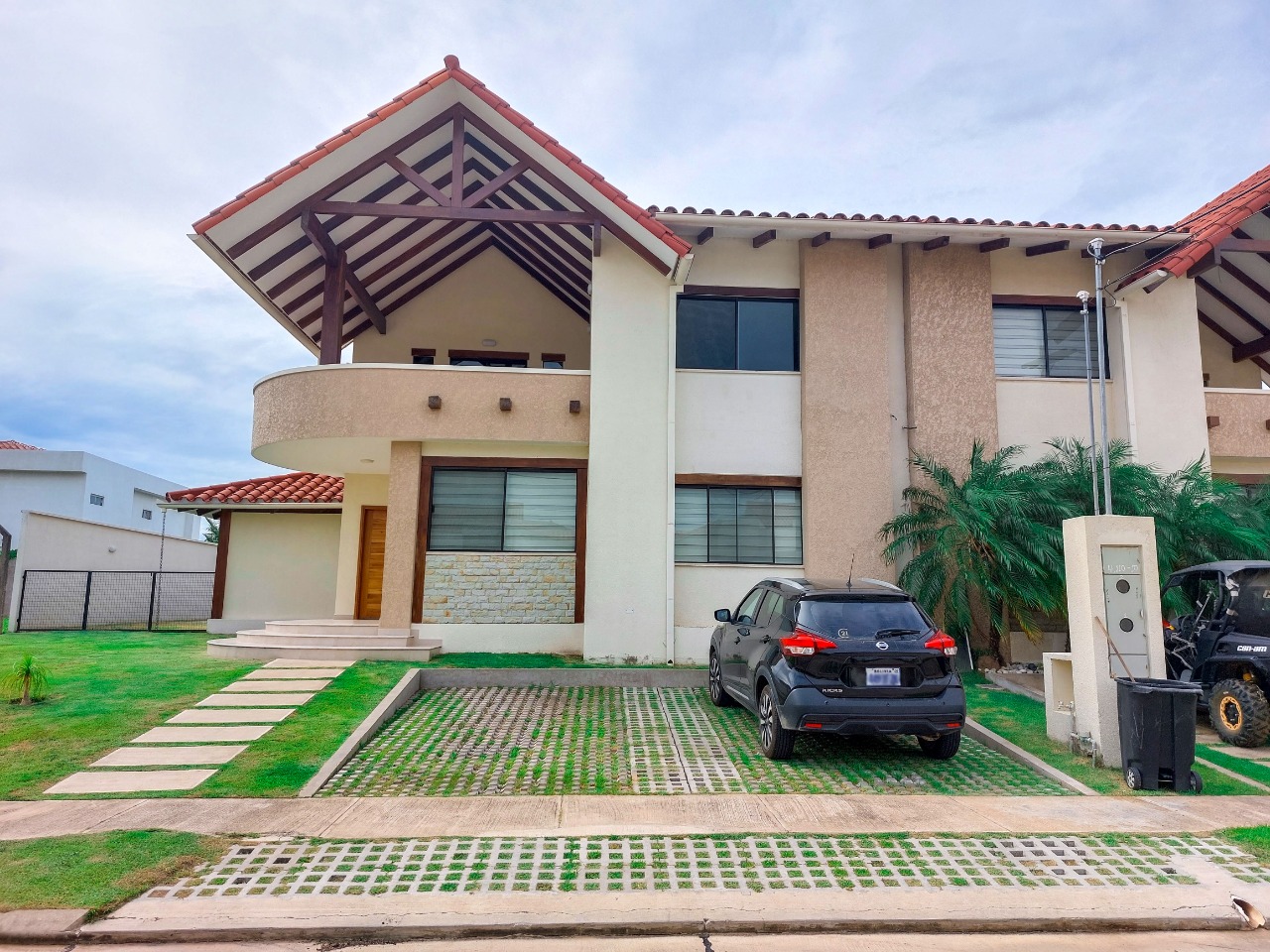 Casas A La Venta En Condominio Santa Cruz La Vieja. Ref. T6247