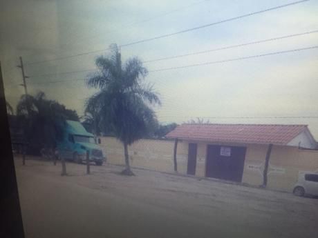 Quinta Comercial En 7mo Anillo Entre Virgen De Cotoca Y Cumavi
