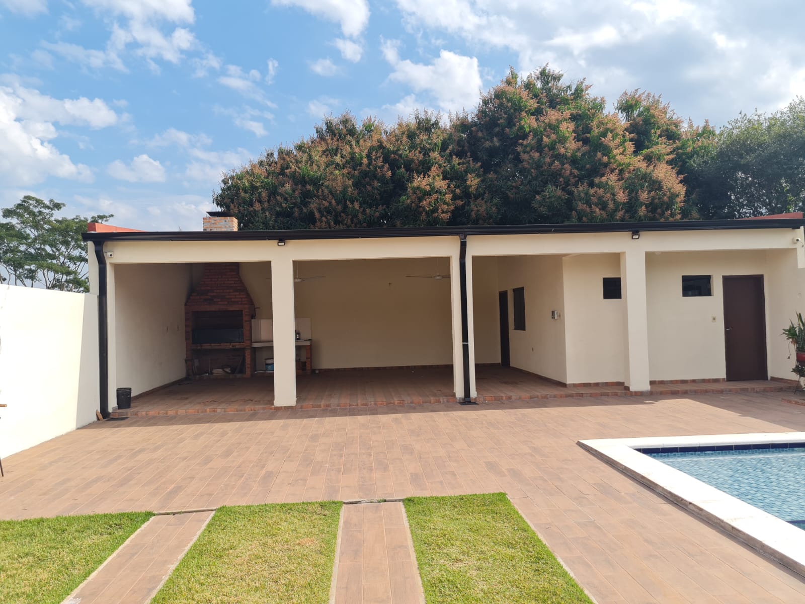 Casa en venta en Mariano Roque Alonso — foto 2