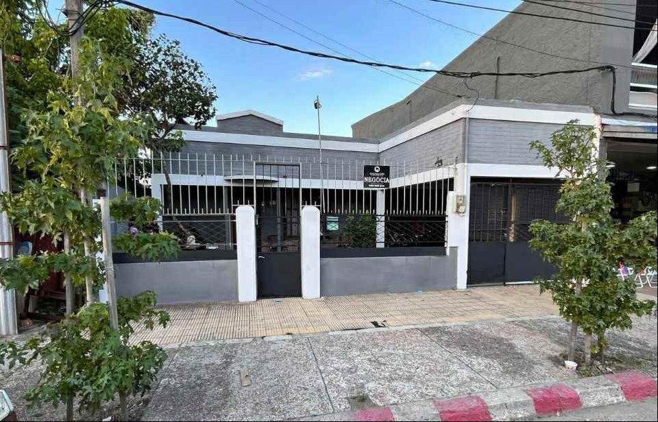 CASA TRES DORMITORIOS MELO EXCELENTE UBICACIÓN