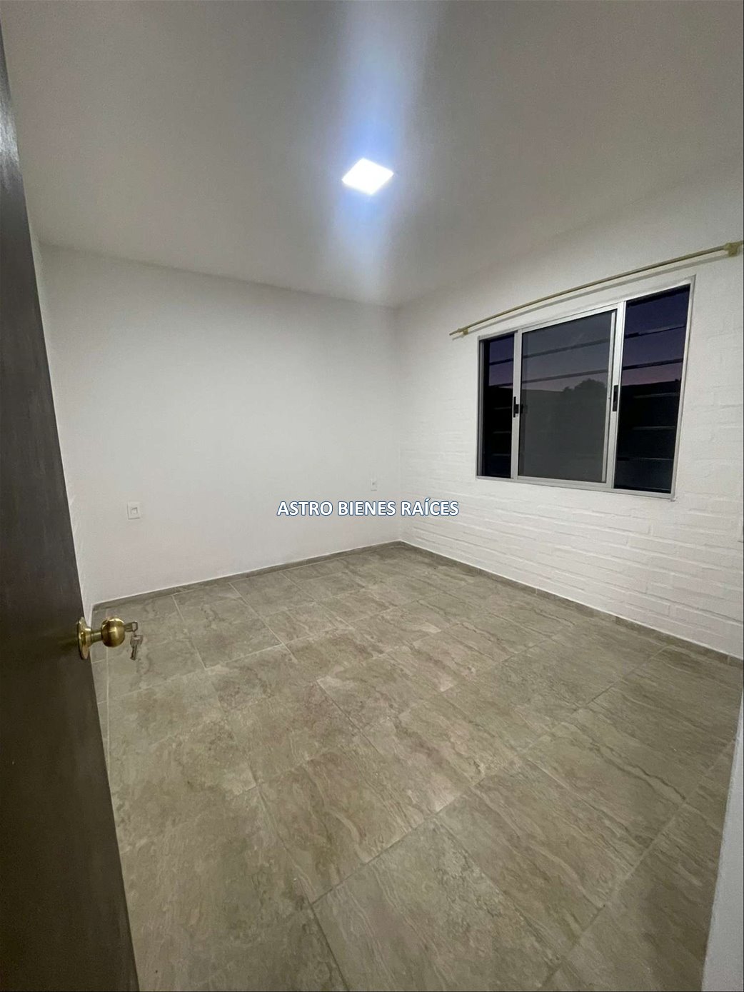 APARTAMENTO EN ALQUILER DOS DORMITORIOS MELO · Foto 7