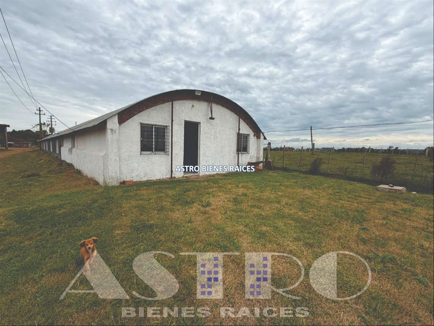 GALPÒN MAS CASA COMPLETA DOS BAÑOS ANILLO PERIMETRAL MELO
