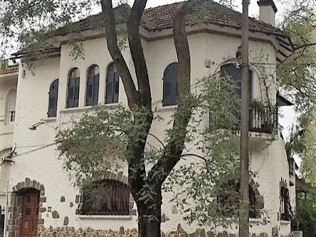 Fina Casa Esquina Muy Segura 340m2 Edif. Impecable