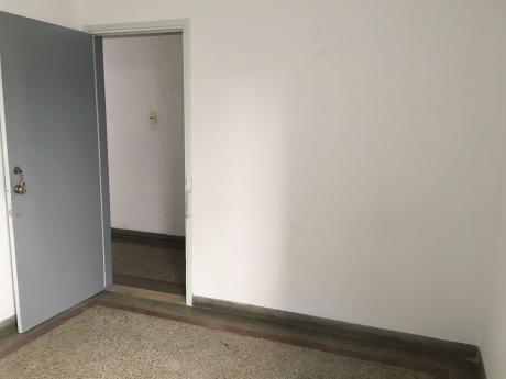 Apartamento 2 Dormitorios, Aguada.